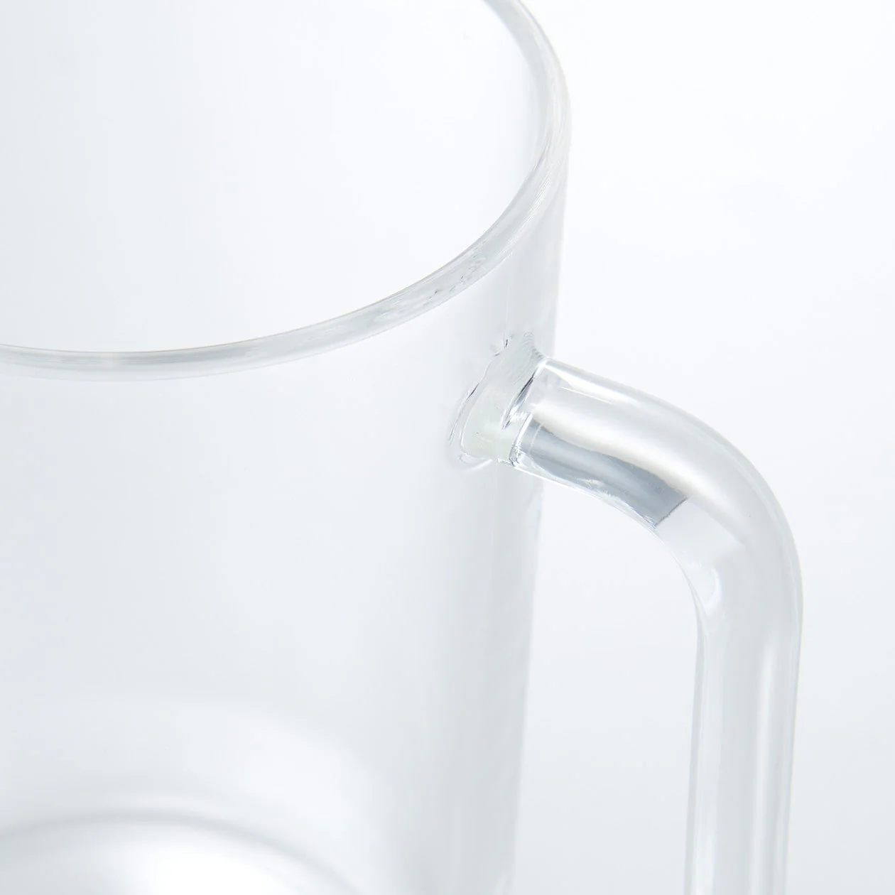 Acrylic Cup with Handle - Image 4