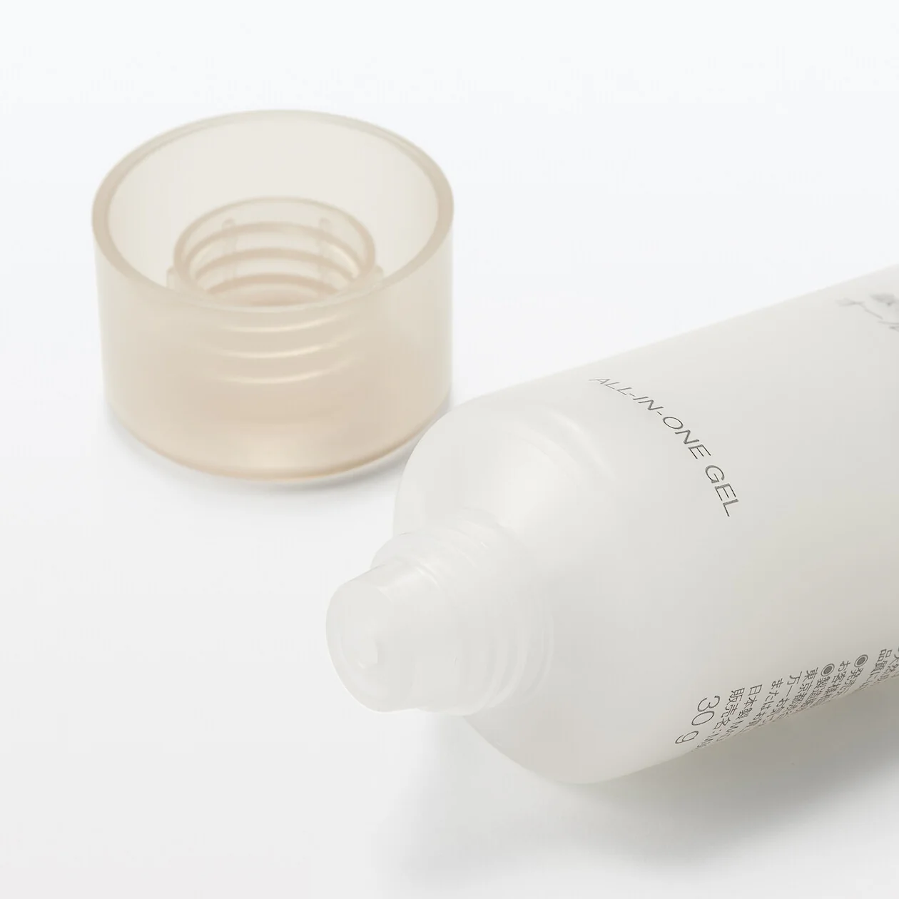 Sensitive Skin All-In-One Gel Mini (30g) - Image 2