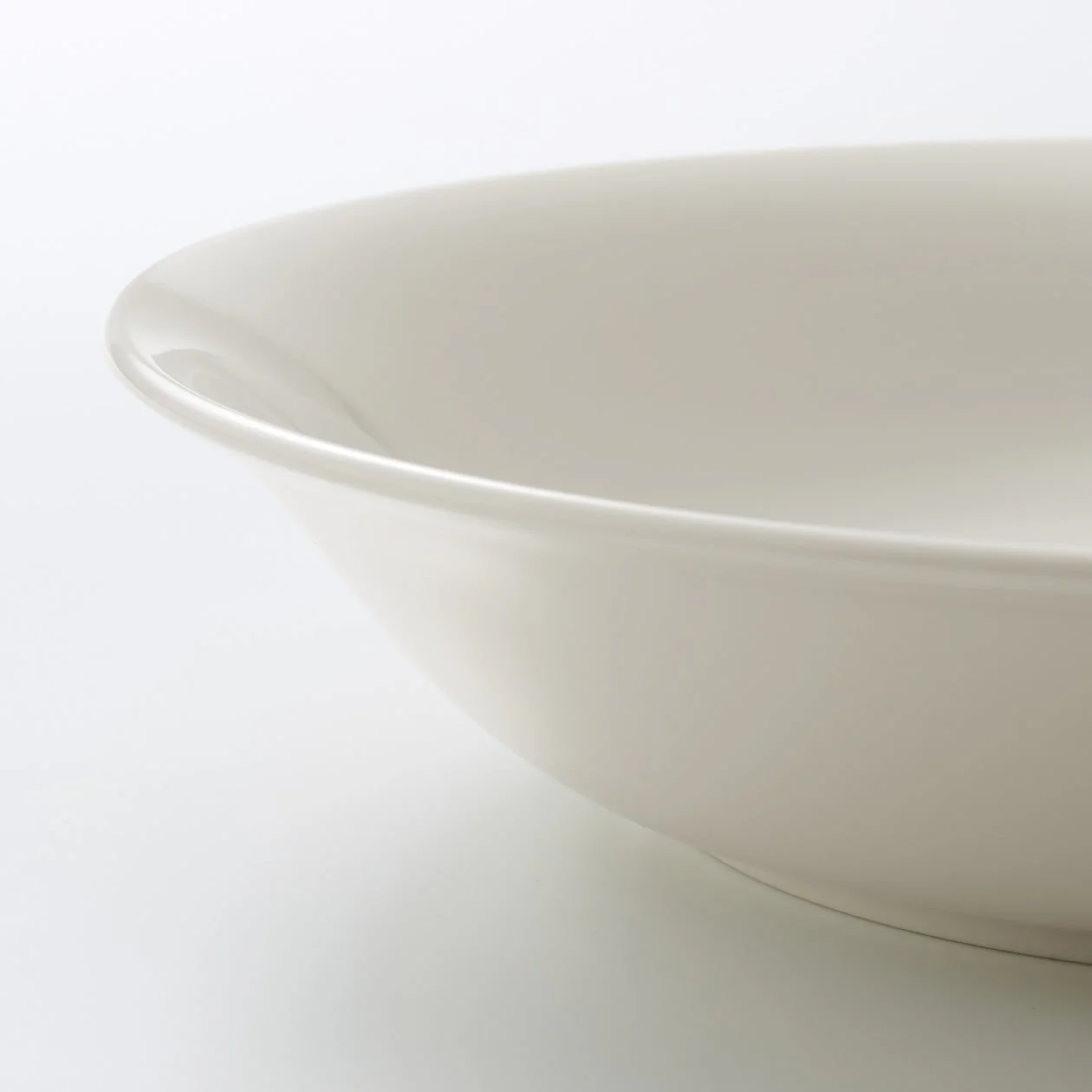 Beige Porcelain Deep Dish - Image 17
