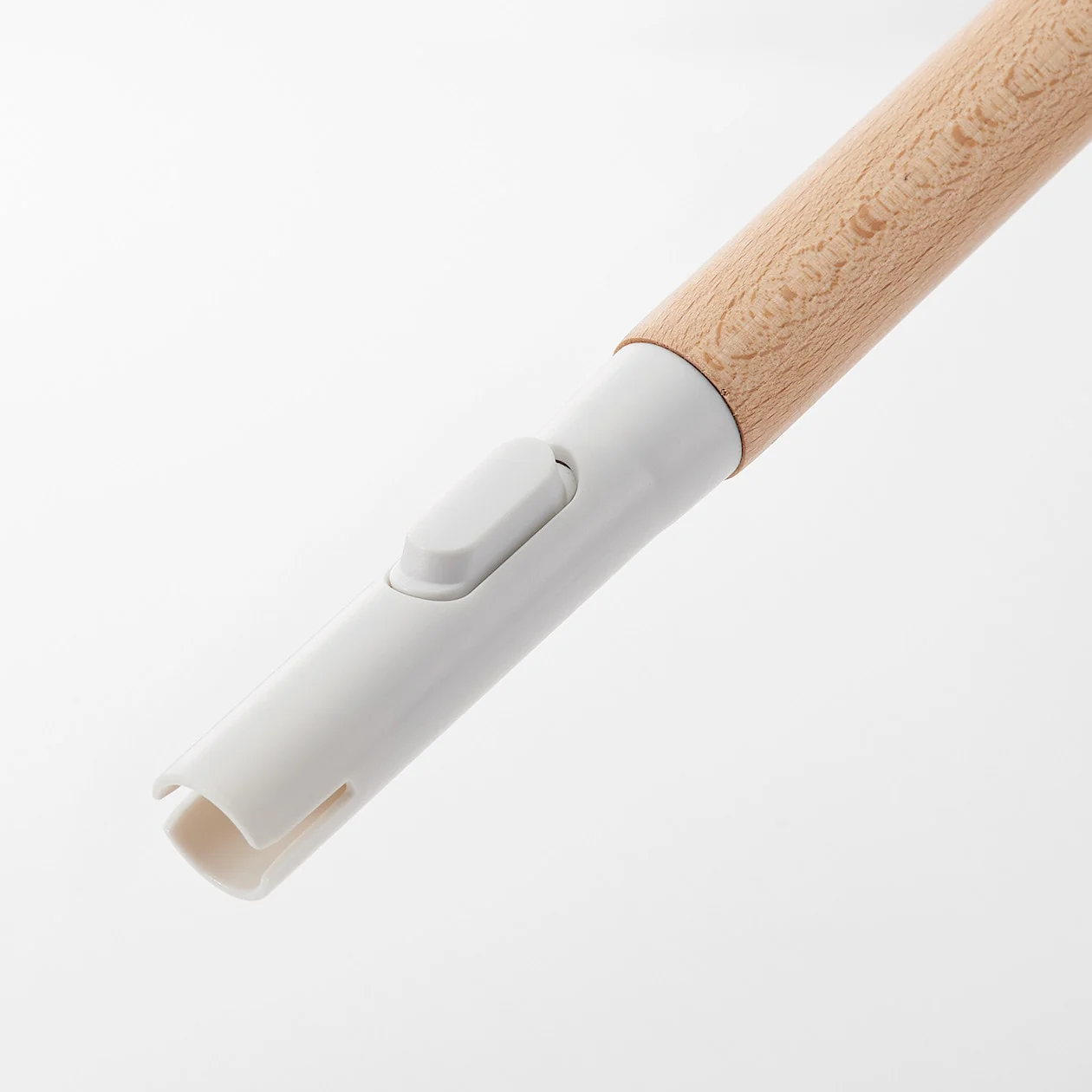 Cleaning System - Wooden Short Pole - Image 2