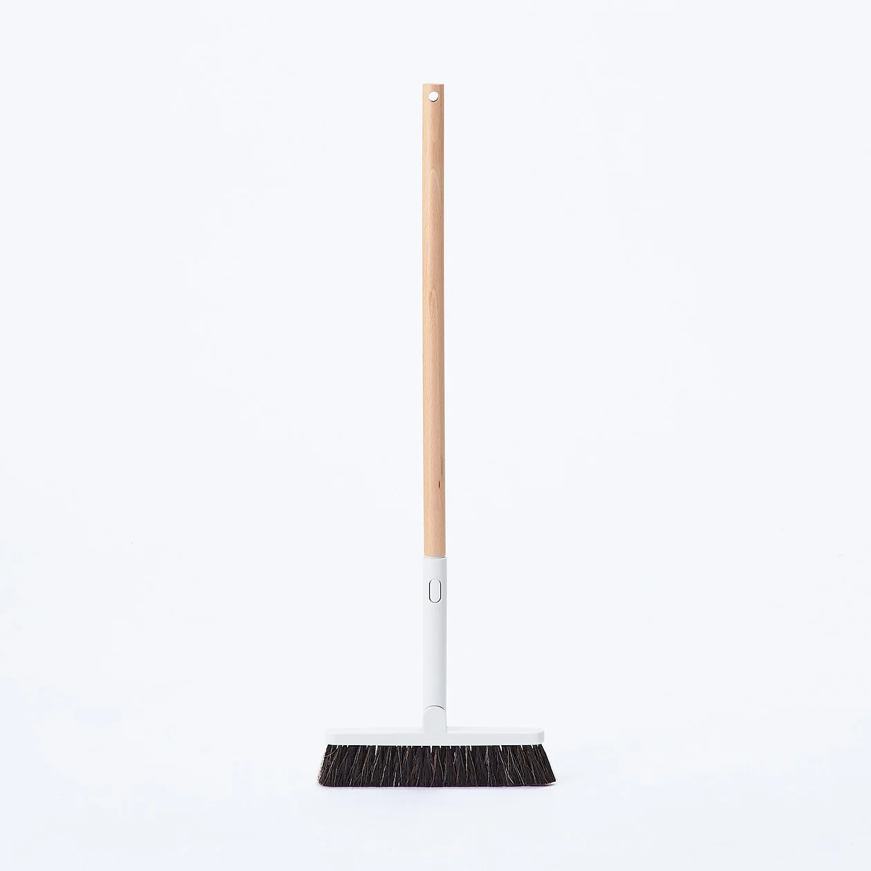 Cleaning System - Wooden Short Pole - Image 3