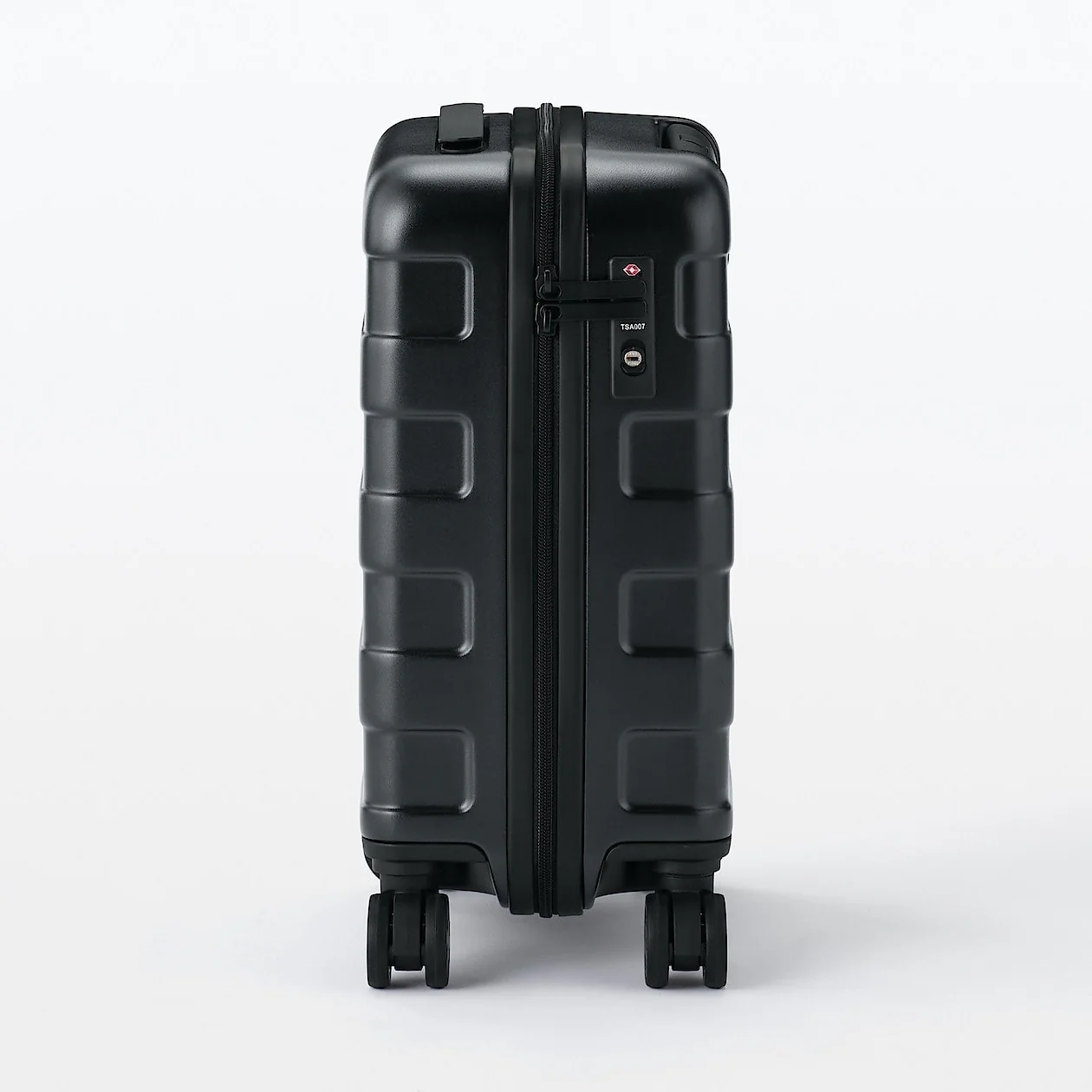Hard Shell Suitcase - 20L (47cm) - Image 16