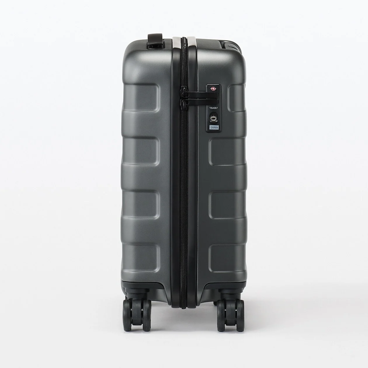 Hard Shell Suitcase - 20L (47cm) - Image 53