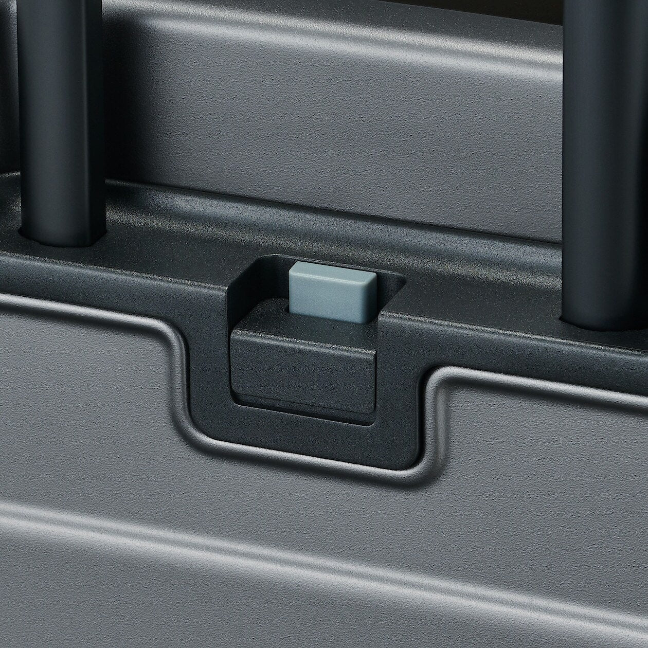 Hard Shell Suitcase - 36L (54cm) - Image 92