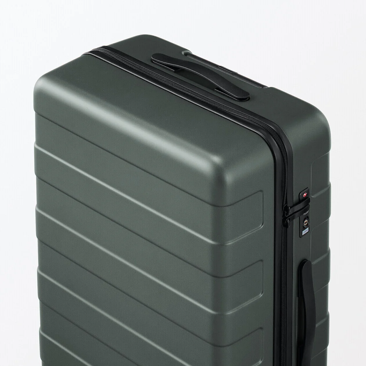 Hard Shell Suitcase - 75L (71.5cm) - Image 45