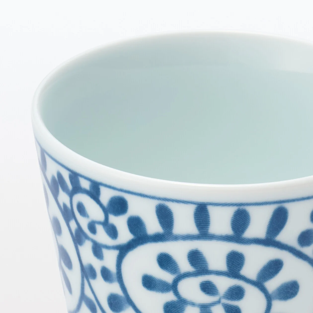 Hasami Ware Noodle Soup Cup - Arabesque - Image 5