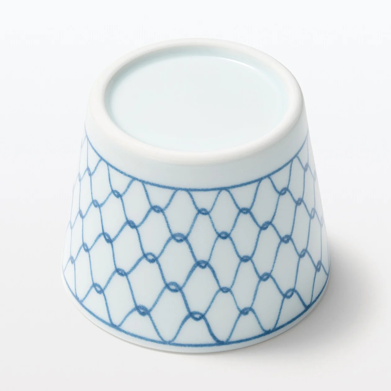 Hasami Ware Noodle Soup Cup - Mesh - Image 4
