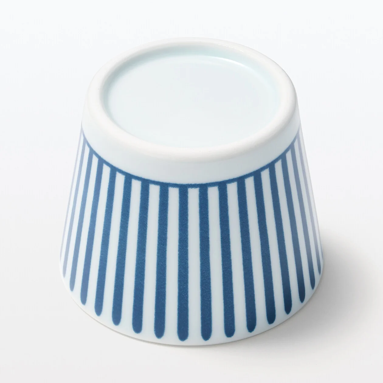 Hasami Ware Noodle Soup Cup - Stripes - Image 4