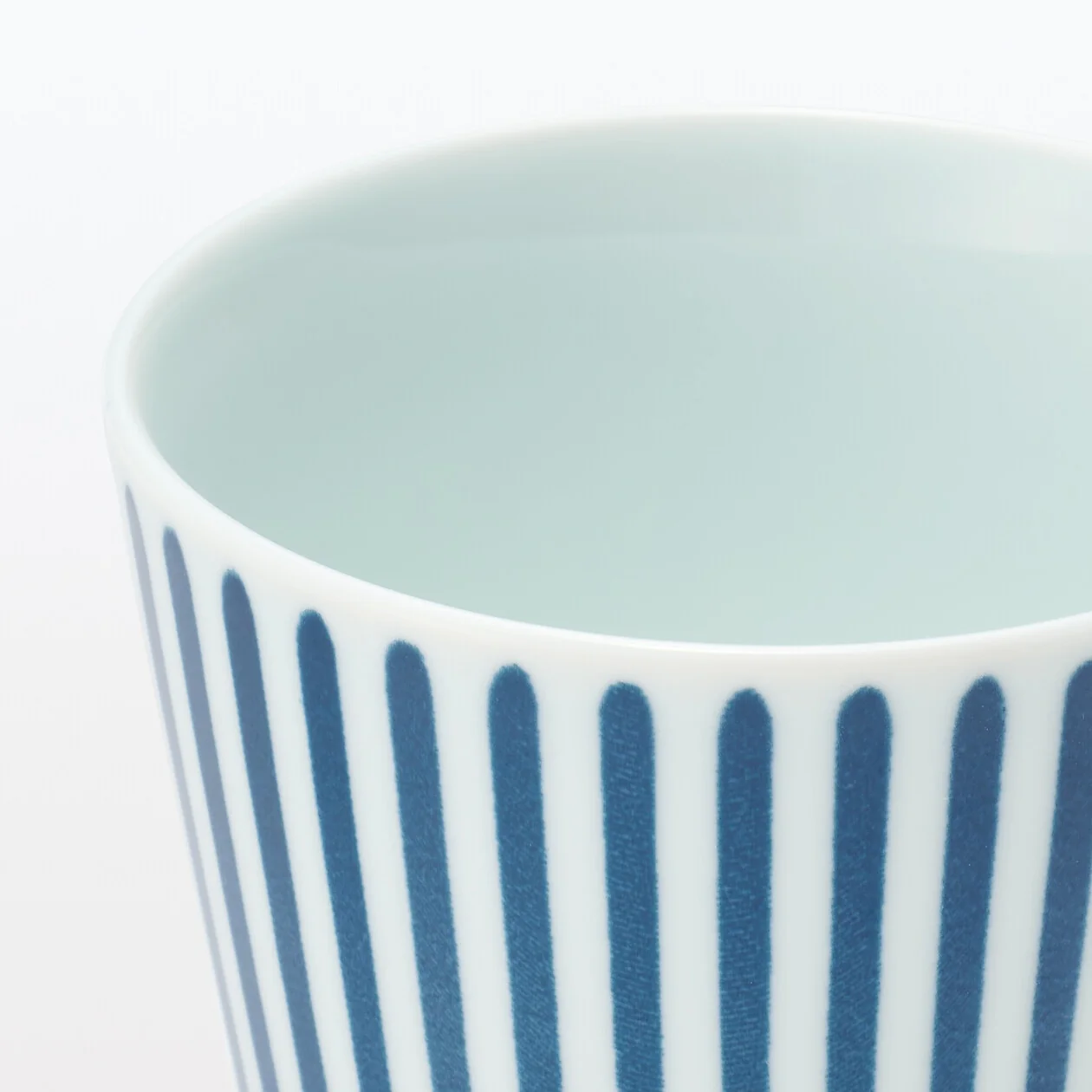 Hasami Ware Noodle Soup Cup - Stripes - Image 5