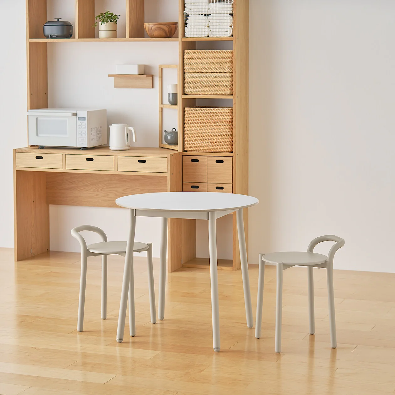 Indoor/Outdoor Aluminium Stool - Image 10