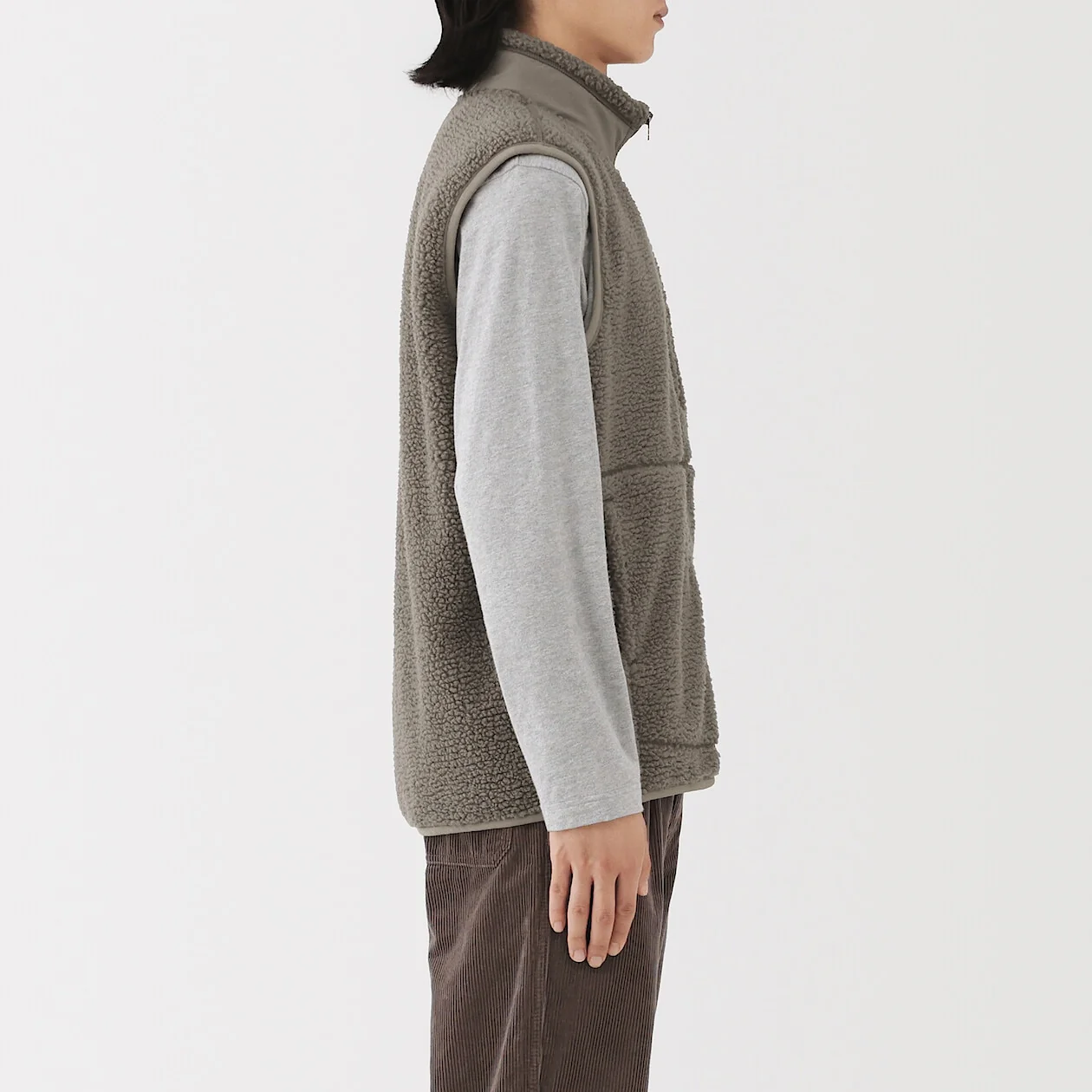 Boa Fleece Vest - Image 4