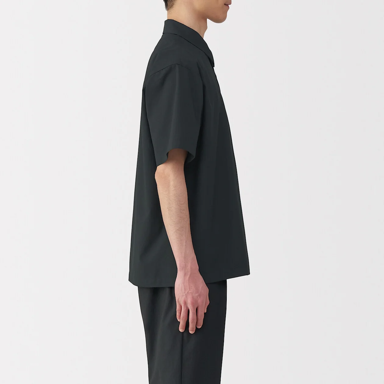 Breathable Short Sleeve Woven Polo Shirt - Image 3