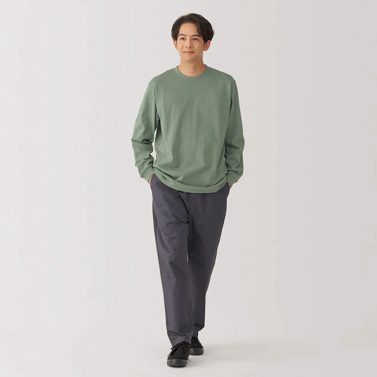 Washed Cotton Heavyweight Crewneck Long Sleeve T-Shirt - Image 9
