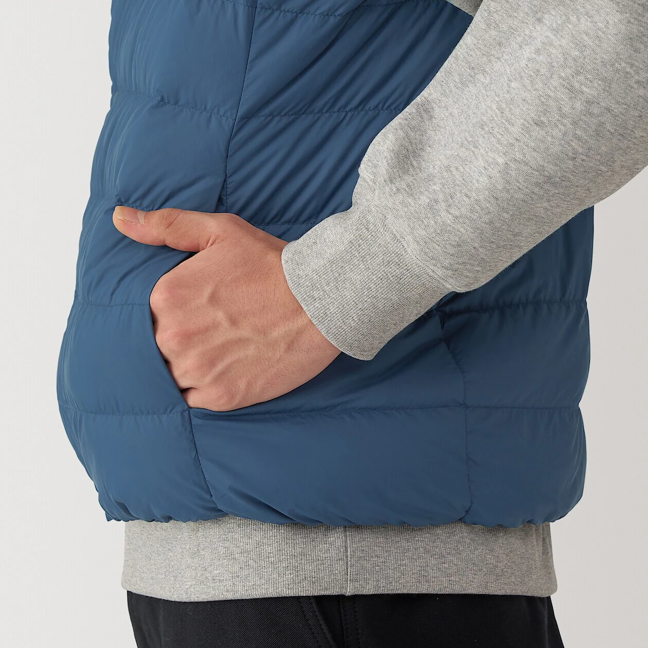 Lightweight Pocketable Down Vest - Image 17