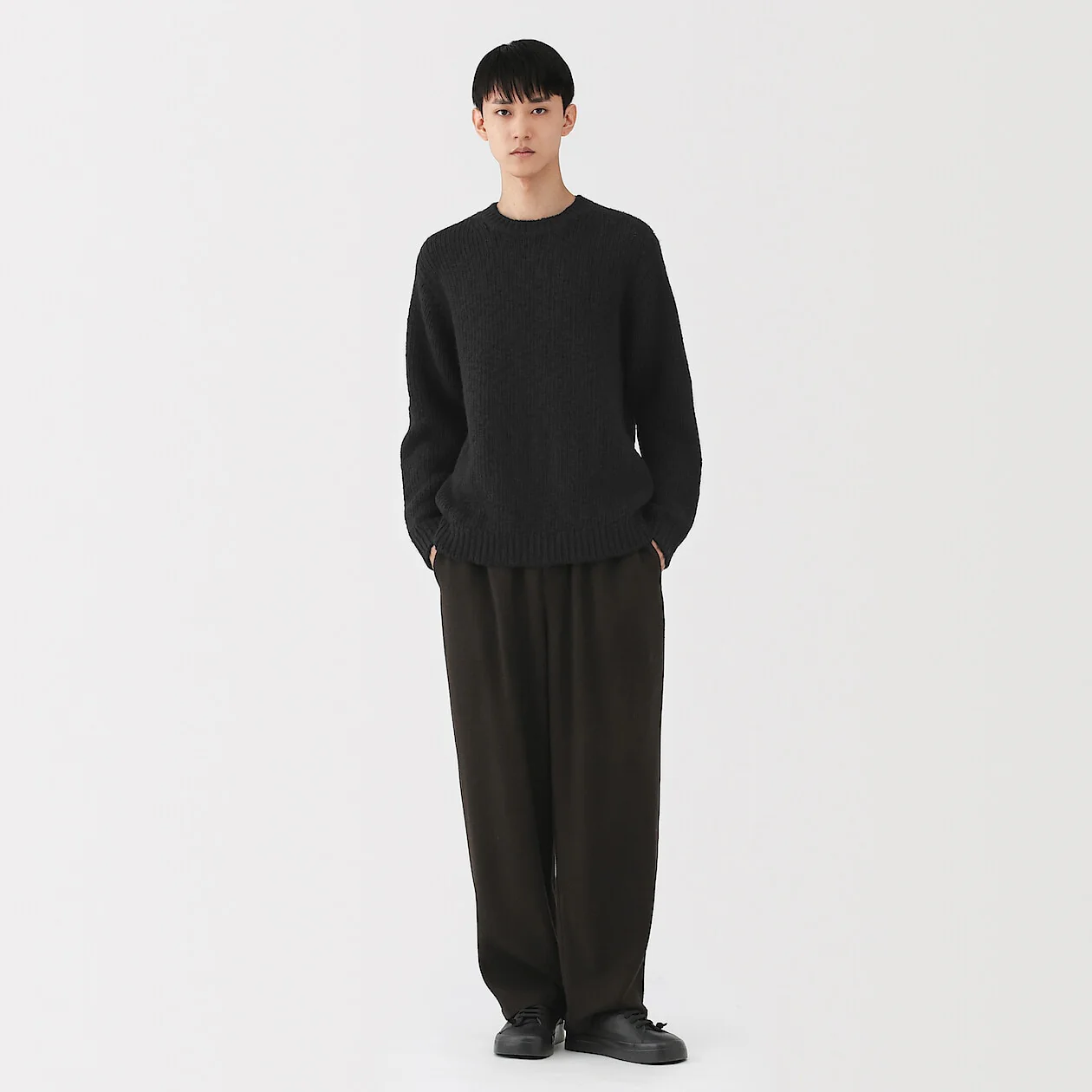 Merino Wool Low-Gauge Crewneck Sweater - Image 14