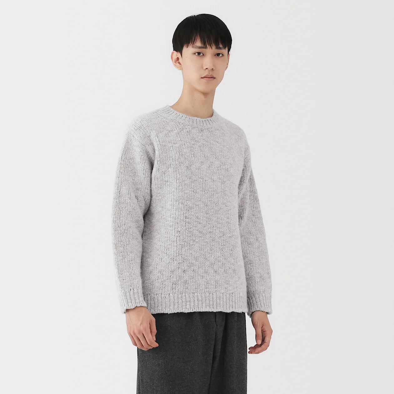 Merino Wool Low-Gauge Crewneck Sweater - Image 7