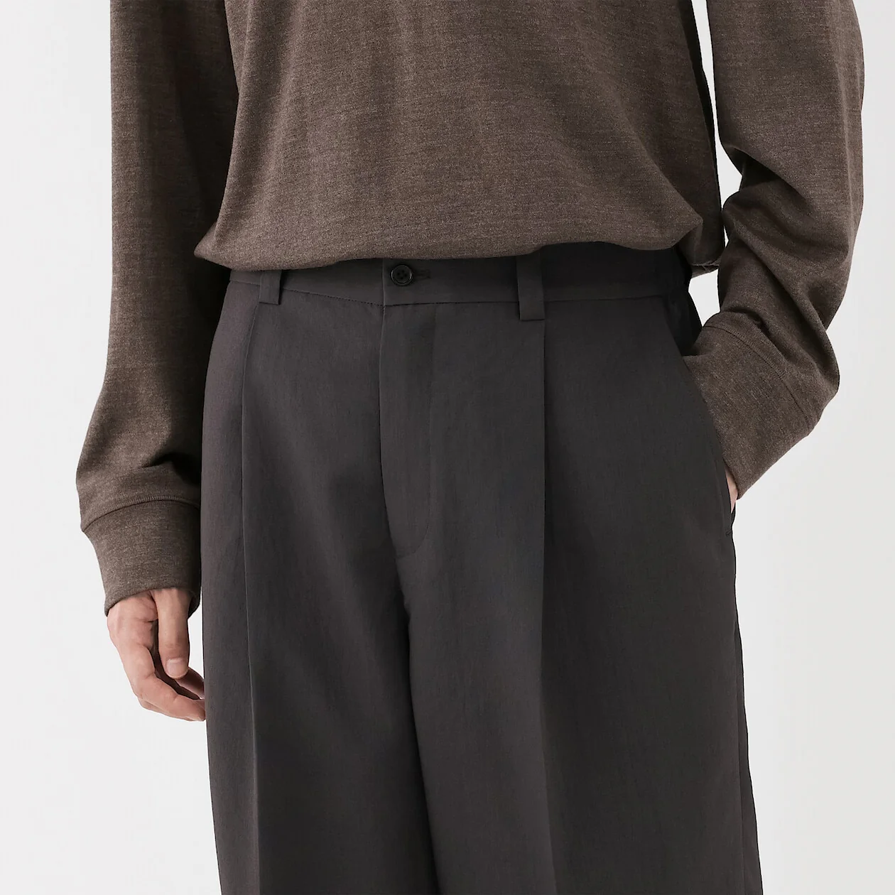 Tucked Wide Pants - Image 10