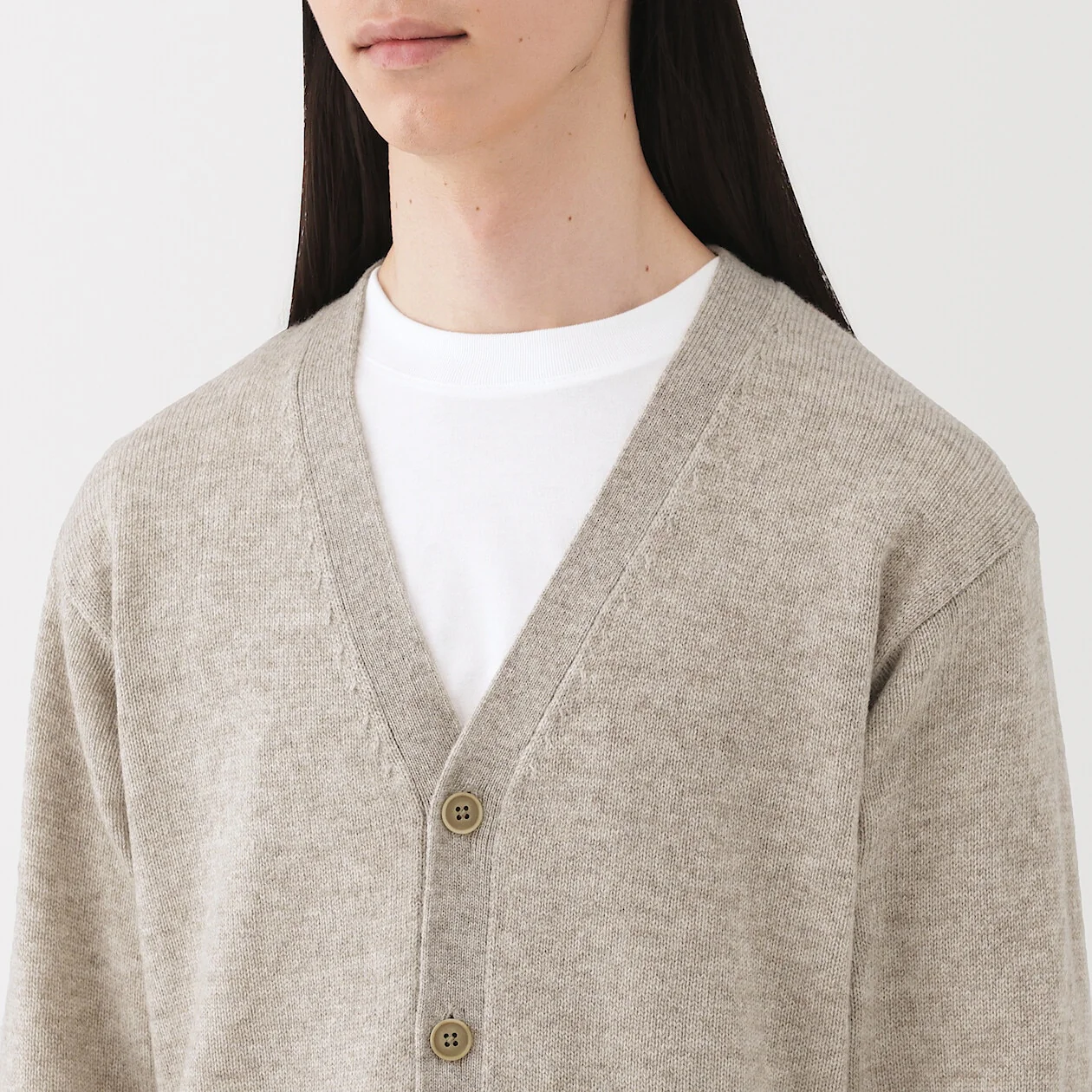 Washable Wool Mid Gauge V-Neck Cardigan - Image 18