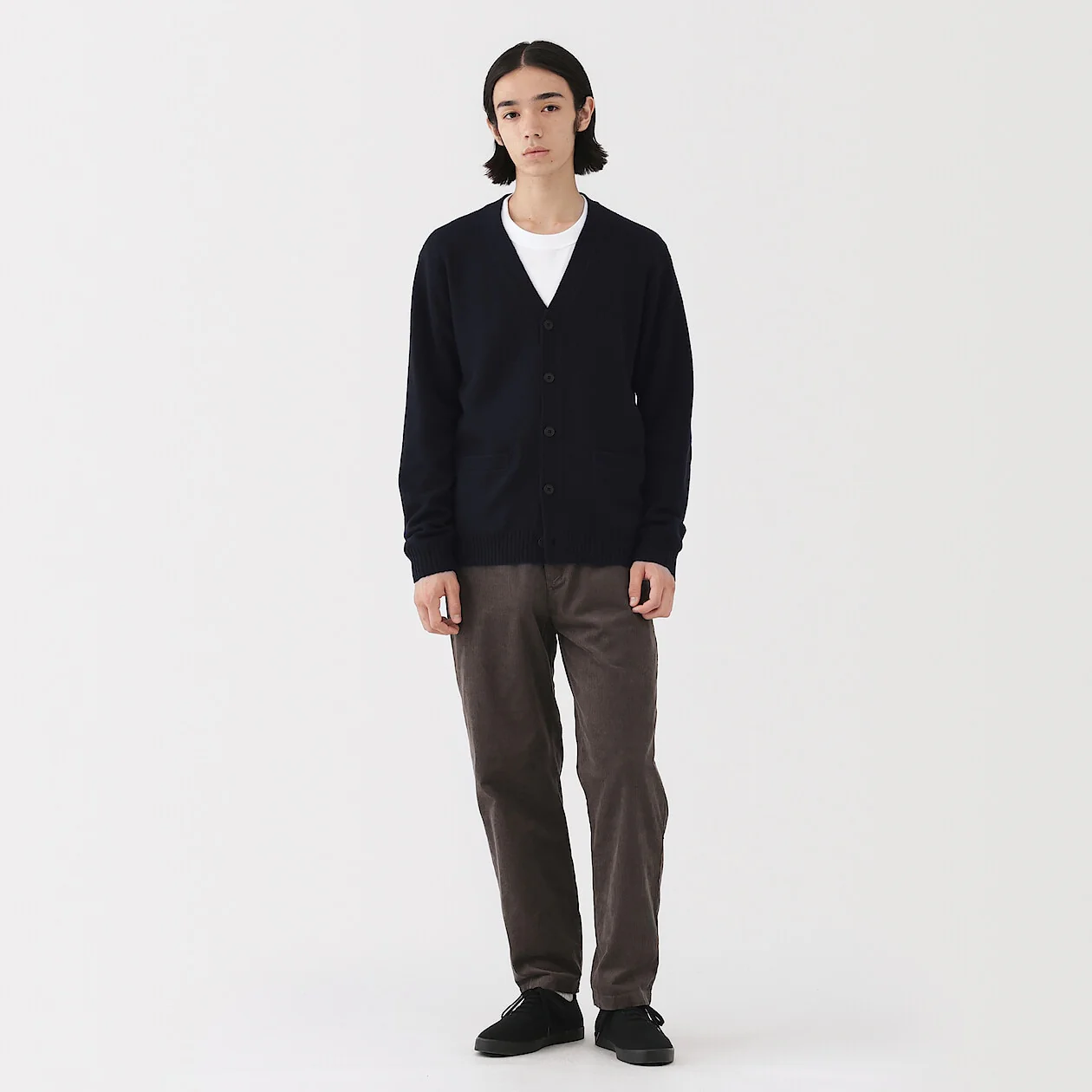 Washable Wool Mid Gauge V-Neck Cardigan - Image 3