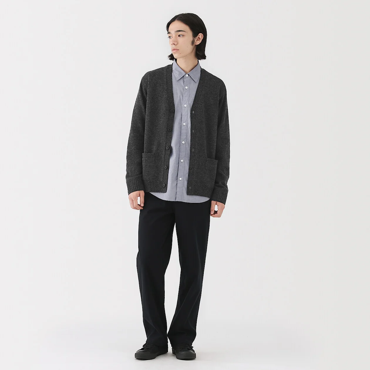 Washable Wool Mid Gauge V-Neck Cardigan - Image 7