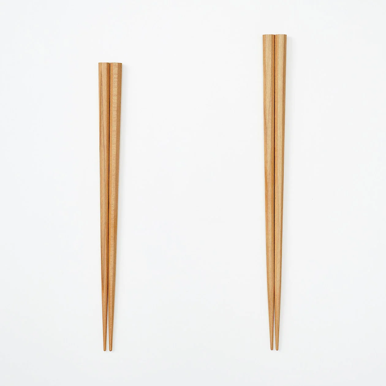Octagonal Sakura Chopsticks - 21cm - Image 4