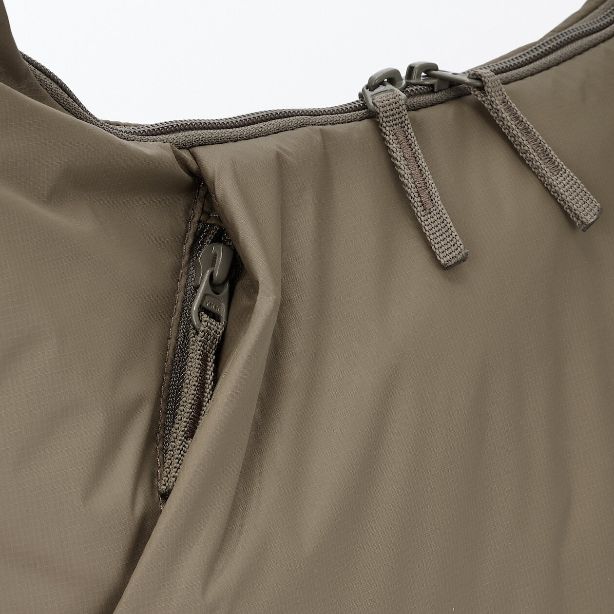 2-Way Water Repellent Padded One Shoulder Bag - Image 18