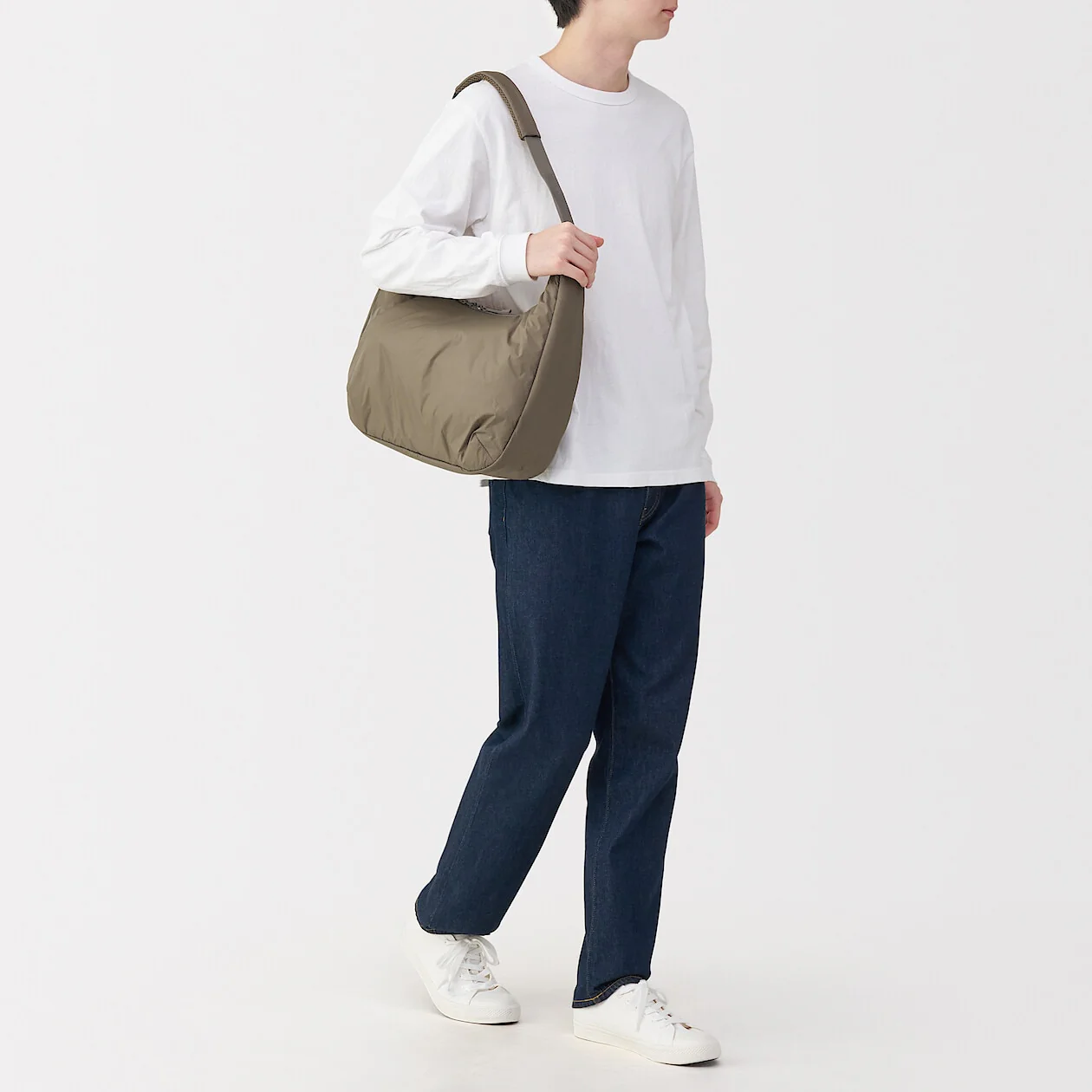 2-Way Water Repellent Padded One Shoulder Bag - Image 22