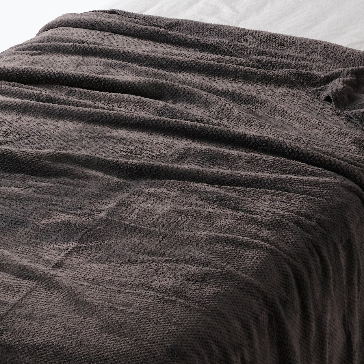 Recycled Warm Fibre Thin Blanket