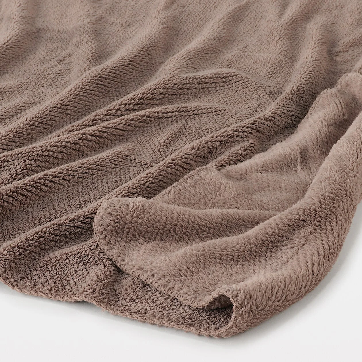 Recycled Warm Fibre Thin Blanket - Image 5