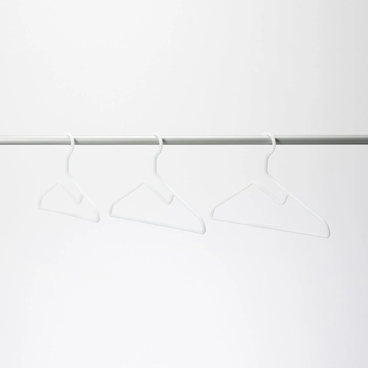 Polypropylene Laundry Hanger - 45cm (3 Pack) - Image 7