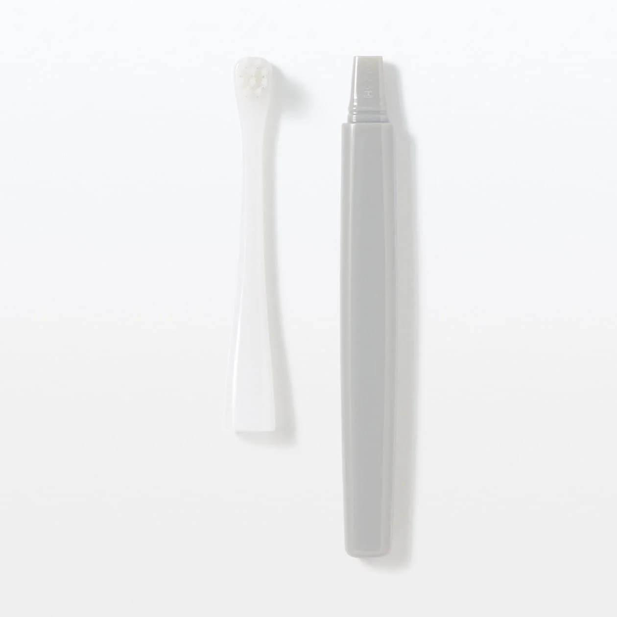 Replaceable Head Spot Cleaning Toothbrush - Image 18