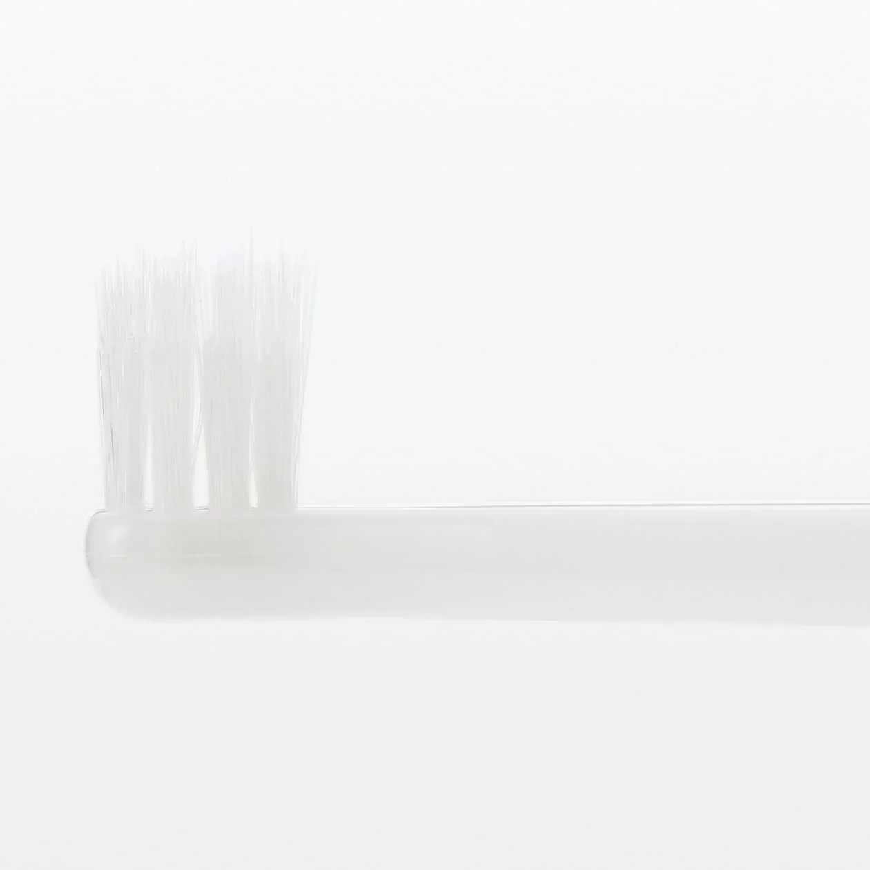 Replaceable Head Spot Cleaning Toothbrush - Image 21