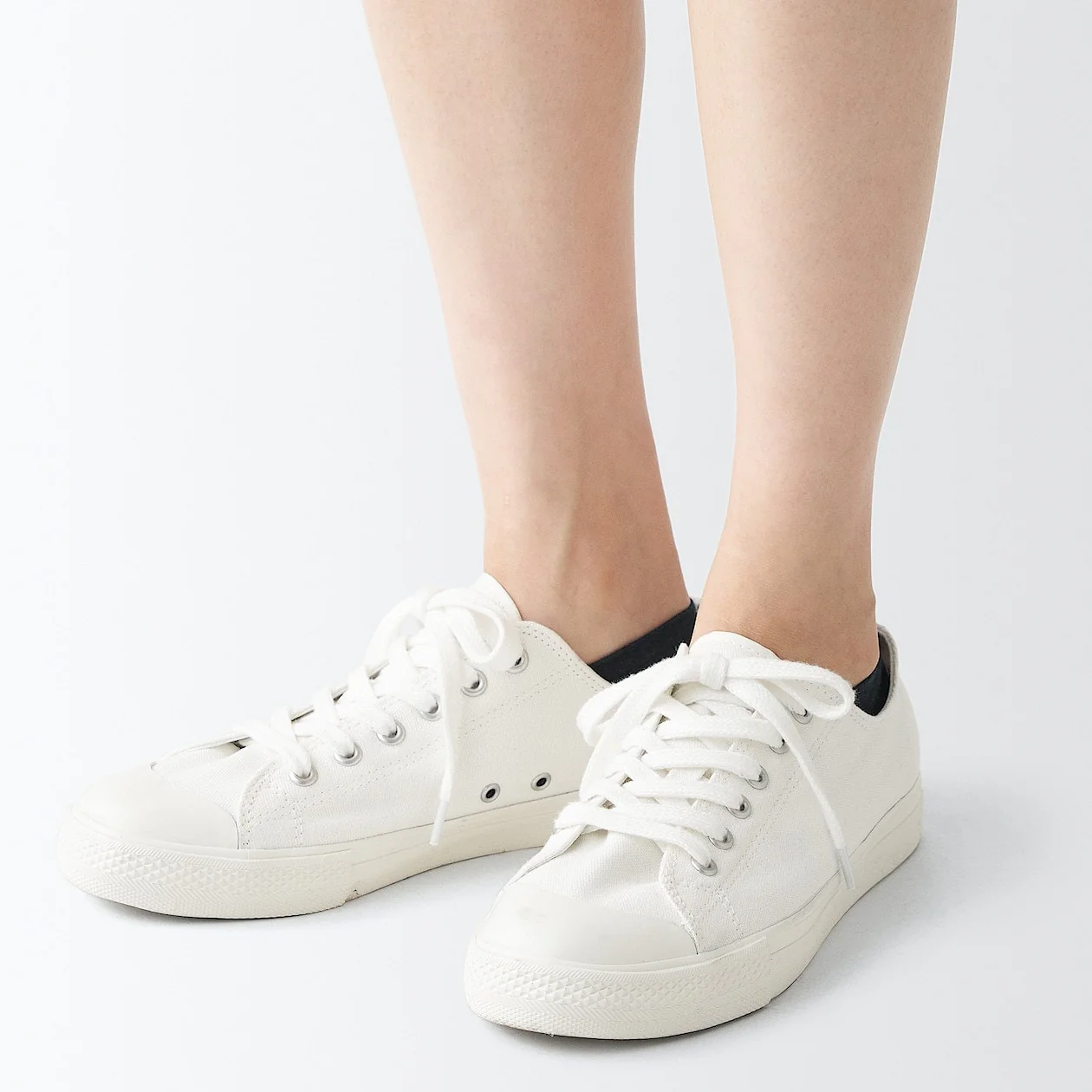 Right Angle Lightweight Sneaker Socks - Image 3