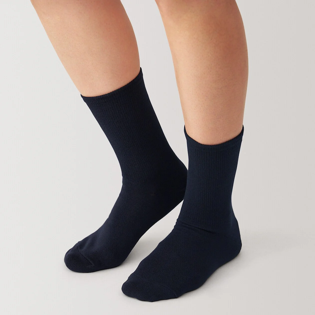Right Angle Loose Top Tapered Socks - Image 4