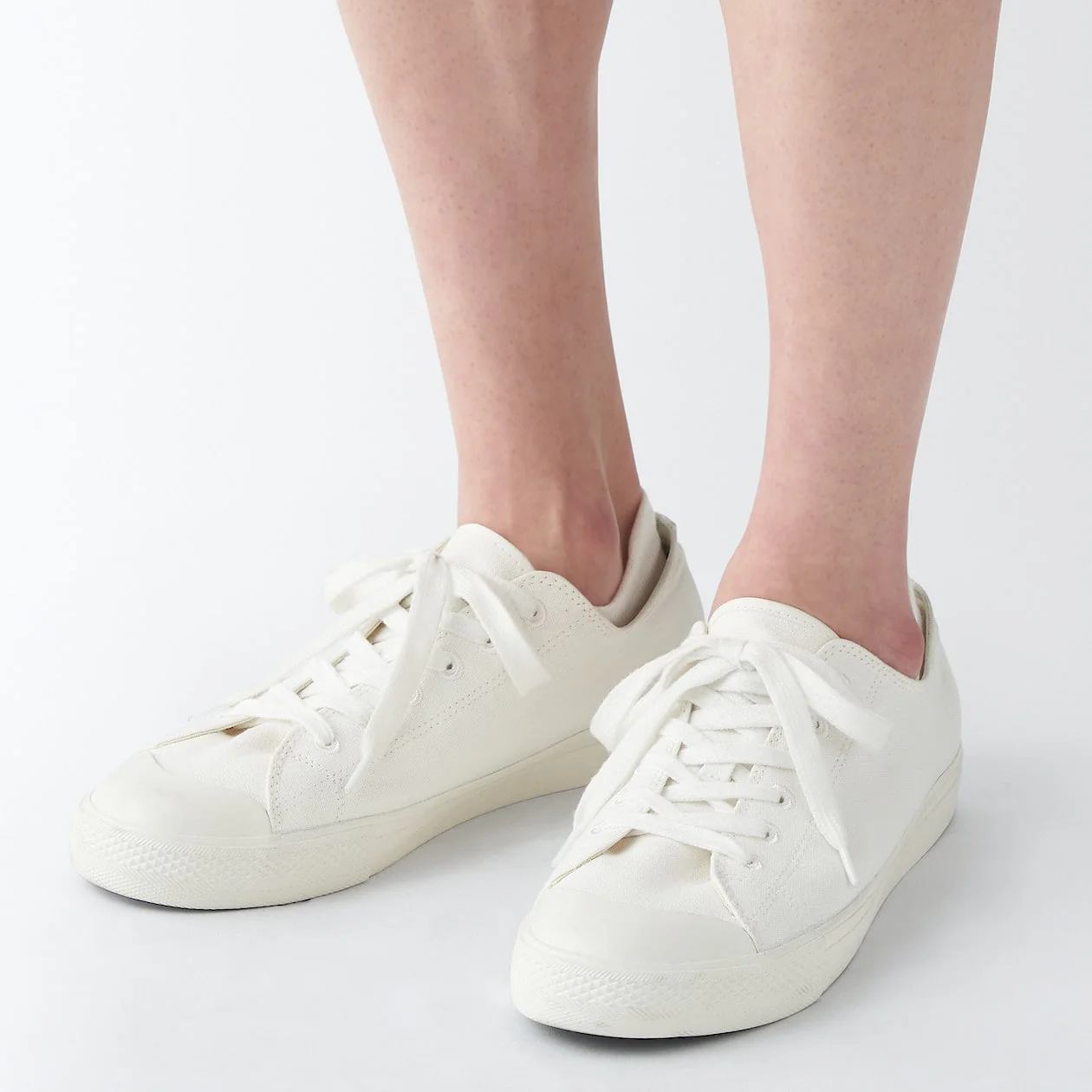 Right Angle Sneaker Socks With Grip Tab - Image 17
