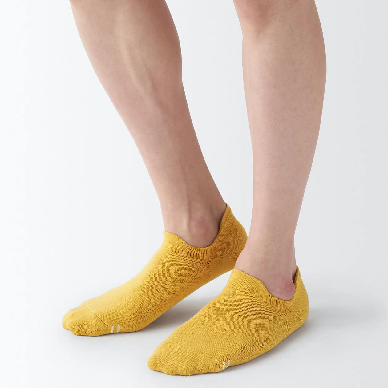 Right Angle Sneaker Socks With Grip Tab - Image 25