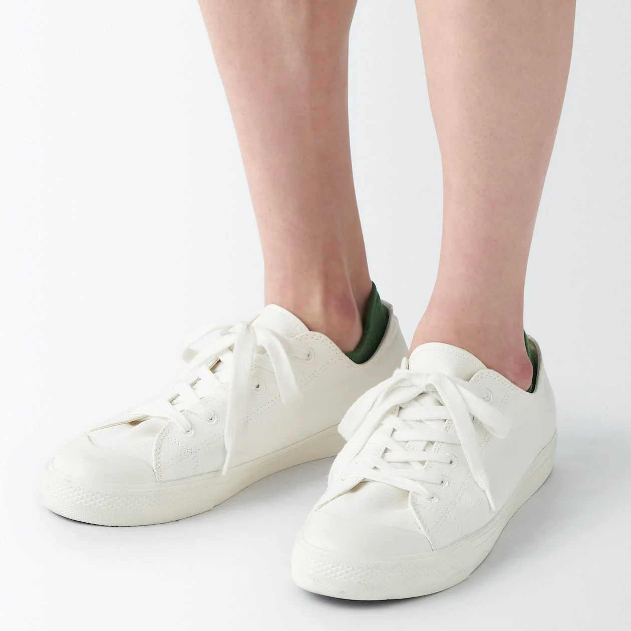 Right Angle Sneaker Socks With Grip Tab - Image 27