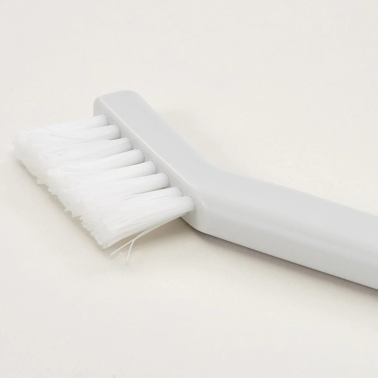 Spot-Cleaning Brush - Image 3