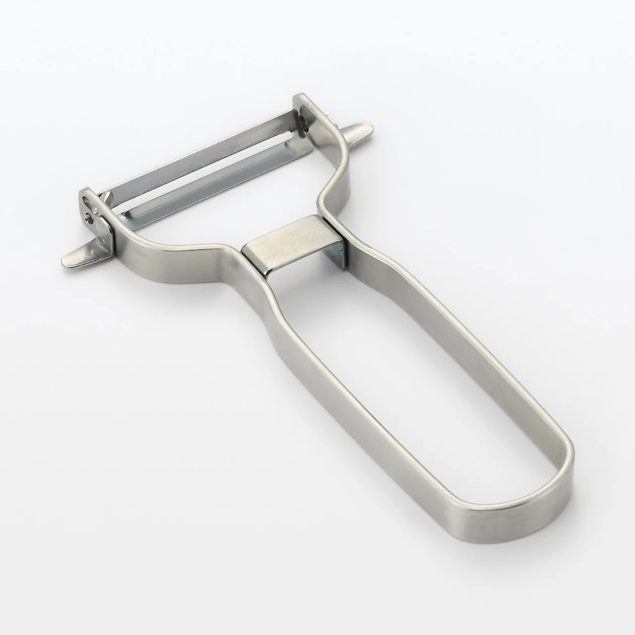 Stainless Steel Peeler - Image 2