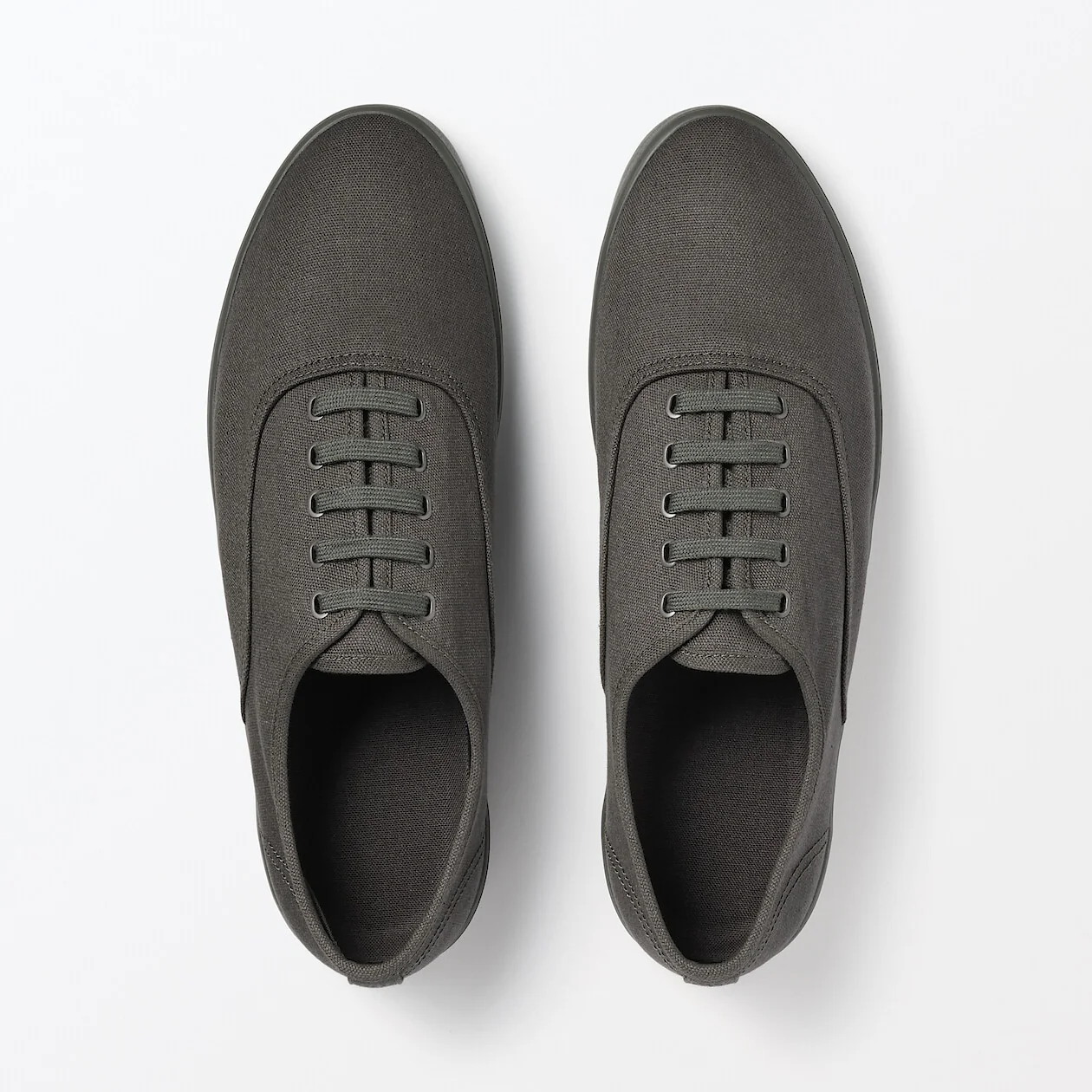 Water Repellent Canvas Sneakers - Image 23