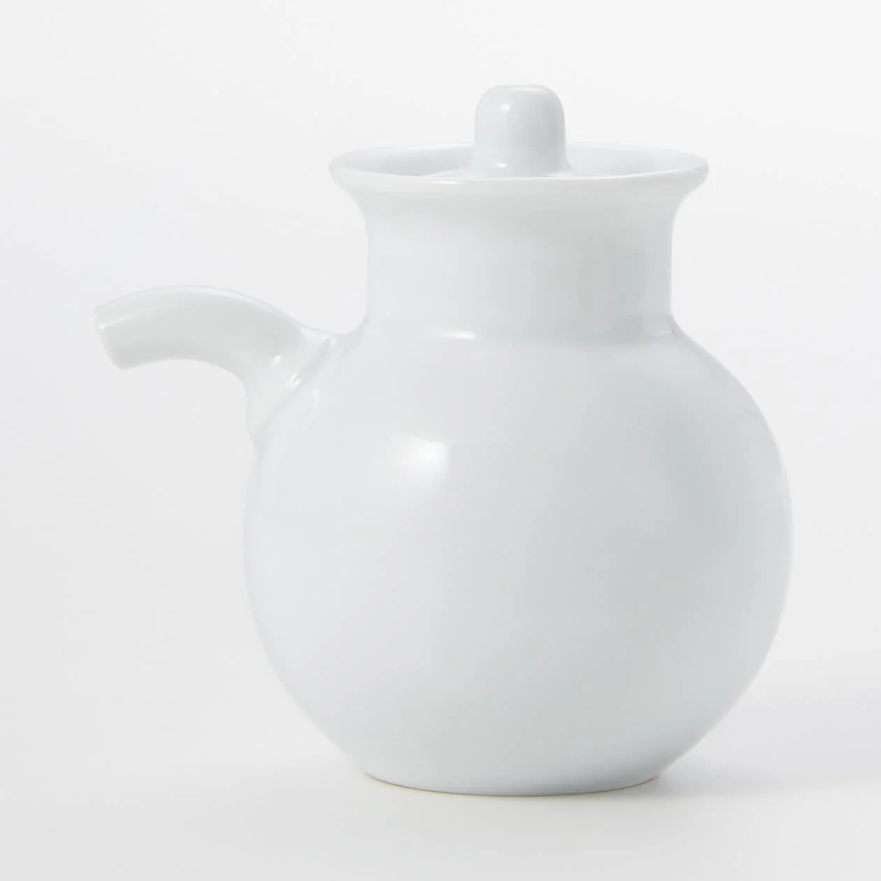White Porcelain Soy Sauce Pot - Image 2