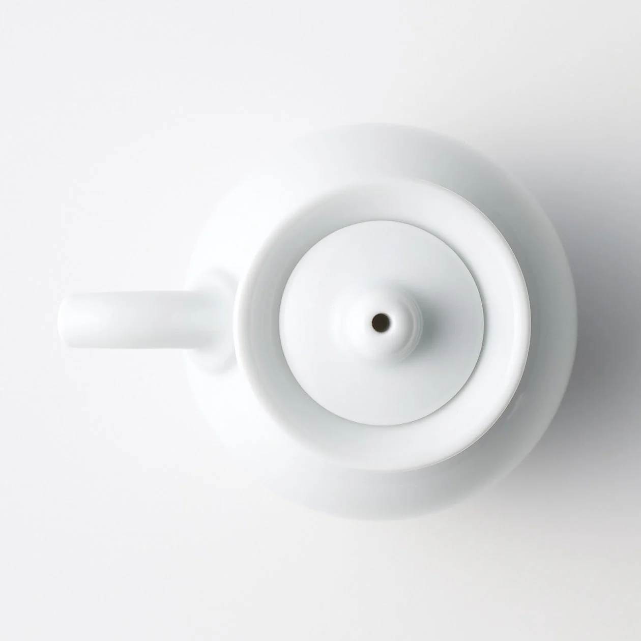 White Porcelain Soy Sauce Pot - Image 3