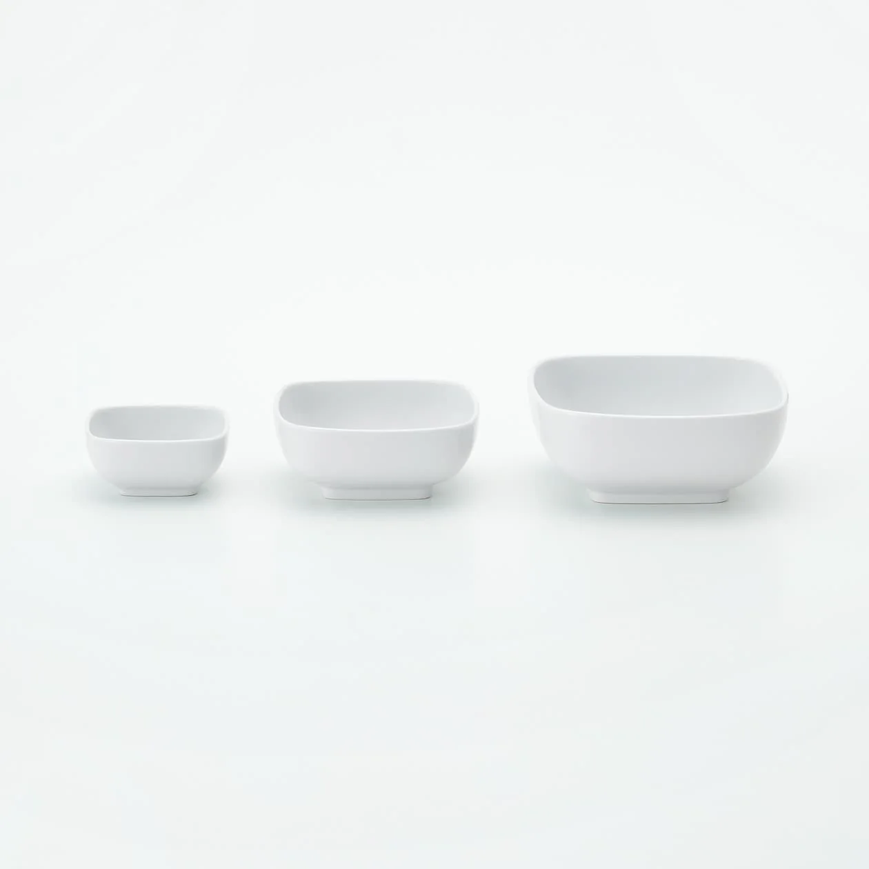 White Porcelain Square Bowl - Medium - Image 6