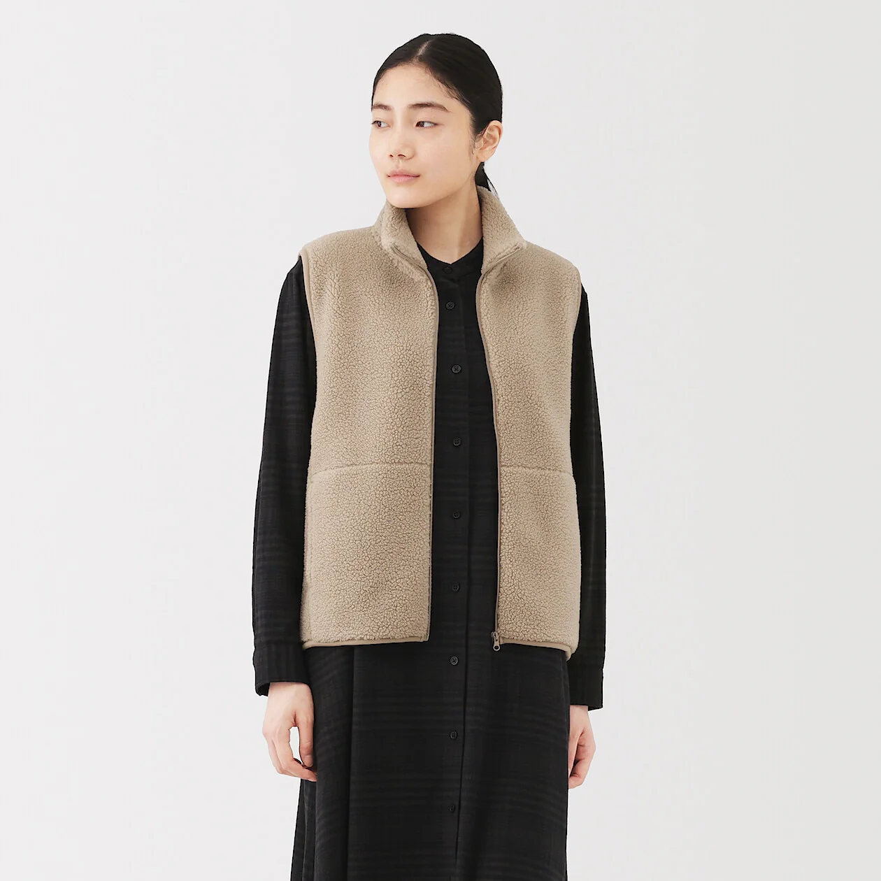 Boa Fleece Vest - Image 17