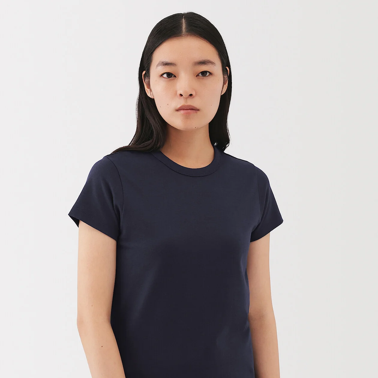 Linen Blend Short Sleeve T-Shirt - Image 9