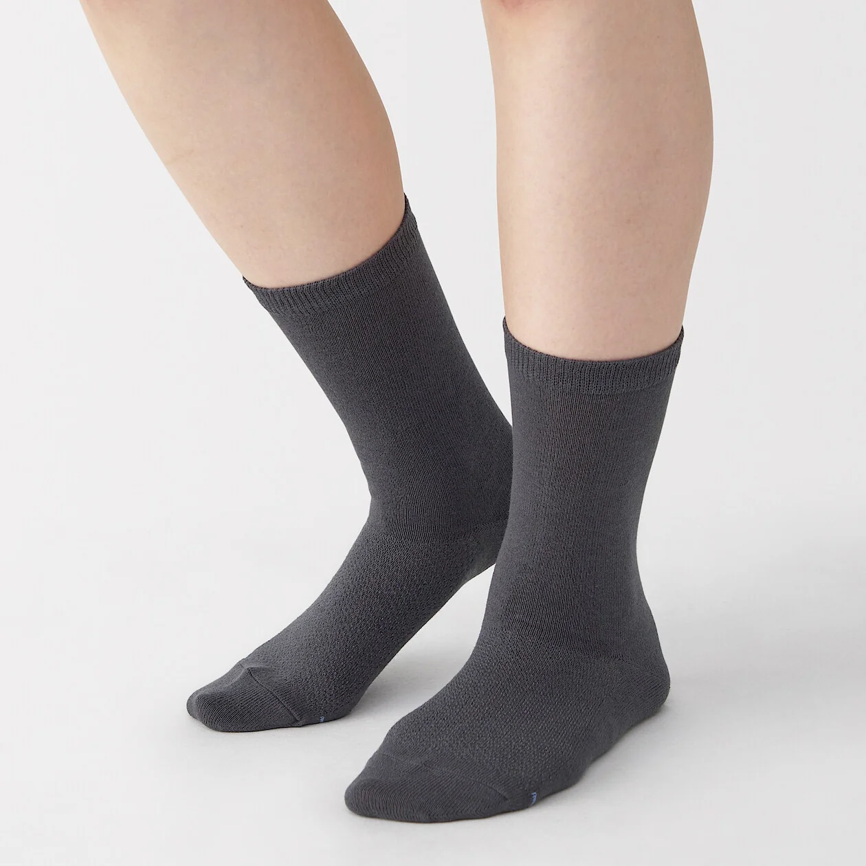 Right Angle Moisture Wicking Cotton Socks - Image 4