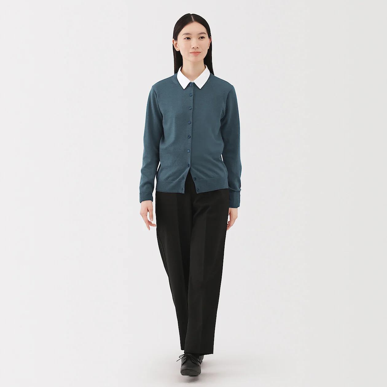 Washable Wool High-Gauge Crewneck Cardigan - Image 25