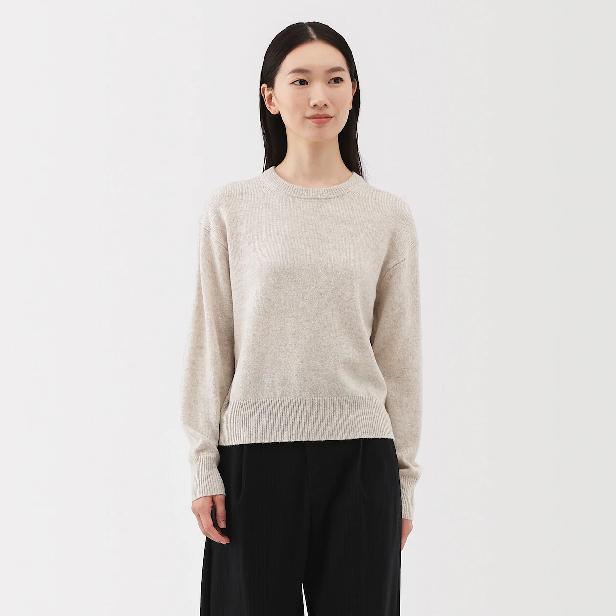 Washable Wool Mid Gauge Crewneck Sweater - Image 12