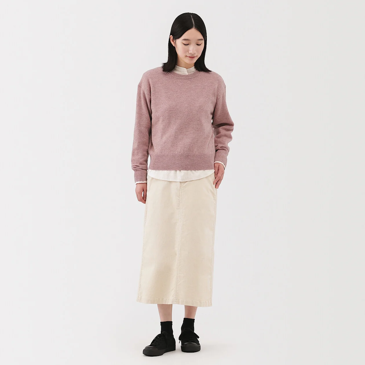 Washable Wool Mid Gauge Crewneck Sweater - Image 29
