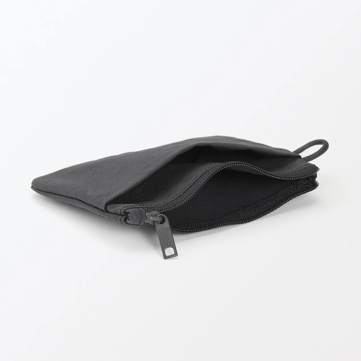 Wrinkled Nylon Flat Pouch - Image 15